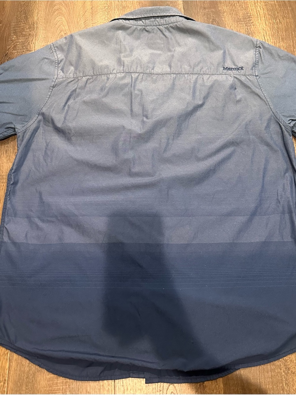 Marmot Men's Navy to Light Blue Gradient Short-Sleeve Button-Down - Picture 2 of 3